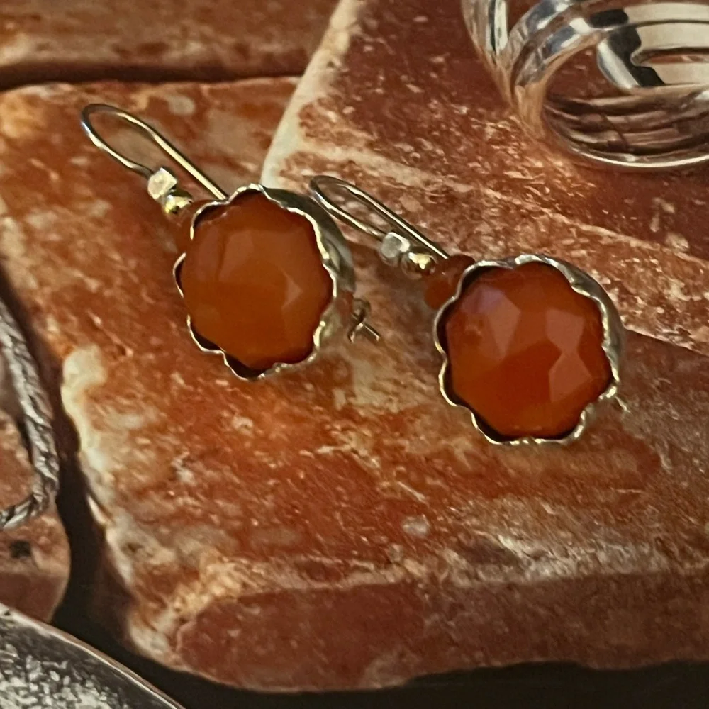 Silpada Sterling Silver and Carnelian
Earrings. - Picture 2 of 8